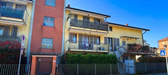 2-salle Appartement à Arcore, Italy No. 35369 2