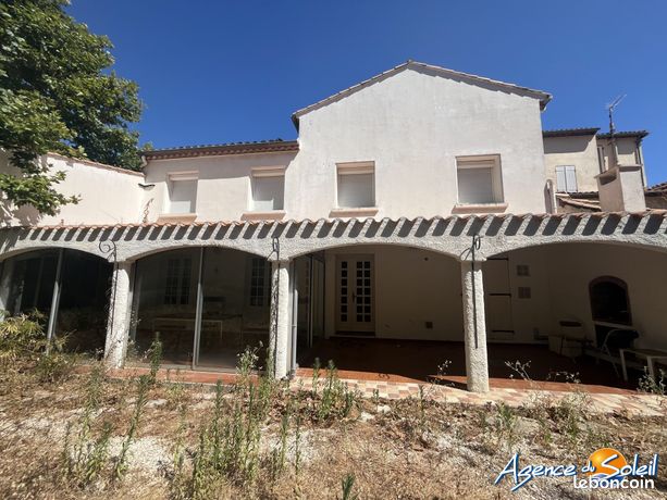 4 bedrooms Villa in Narbonne, France No. 310547