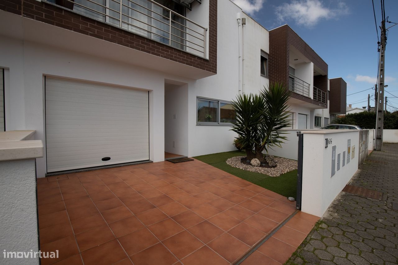 Casa de 3 dormitorios en Aradas, Portugal No. 312603