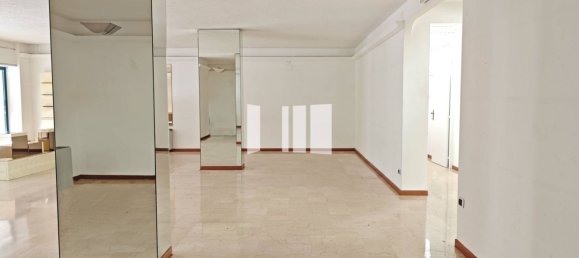 142m² Commercial property in Alba Adriatica, Italy No. 340800 17