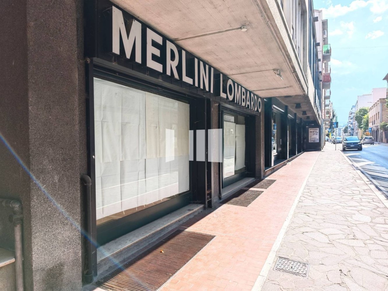 142m² Commercial property in Alba Adriatica, Italy No. 340800