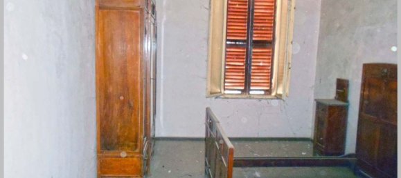 6 غرف نوم شقة في Asciano, Italy رقم 331302 15