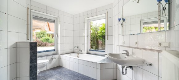 6 rooms House in Gutersloh, Germany No. 366295 9