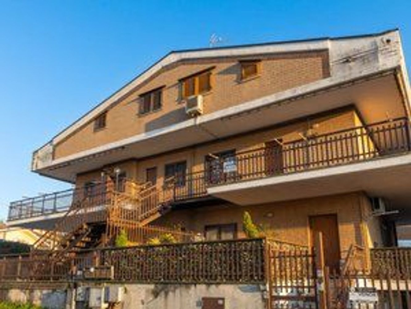 4 bedrooms Duplex in Valmontone, Italy No. 356455