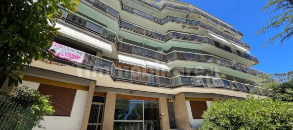 2 Schlafzimmer Wohnung in Messina, Italy, Nr. 286019 6