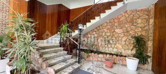 2 Schlafzimmer Wohnung in Messina, Italy, Nr. 286019 10