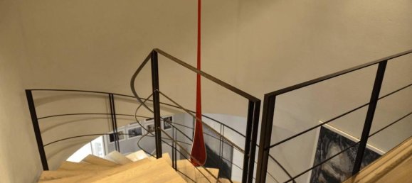 Квартира с 4 комнатами в Кремона, Италия № 172452 4