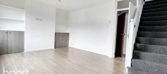 3 bedrooms Commercial property in Rainham, United Kingdom No. 4851 3