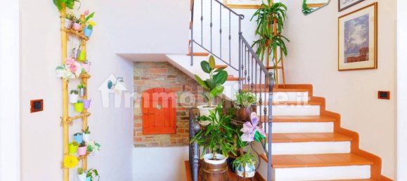 4 bedrooms Villa in Montepulciano, Italy No. 197175 14