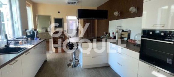 4 bedrooms Townhouse in Sezanne, France No. 58666 4