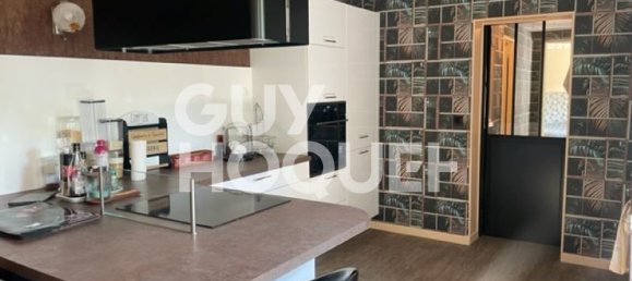 4 bedrooms Townhouse in Sezanne, France No. 58666 3