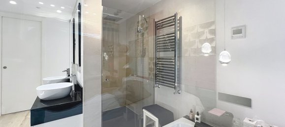 Apartamento T3 em Madrid, Spain N.º 187200 11