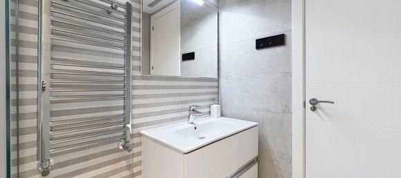 Apartamento T3 em Madrid, Spain N.º 187200 8