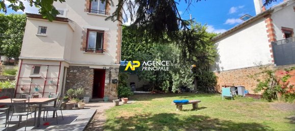 Casa de 4 dormitorios en Argenteuil, France No. 177637 4