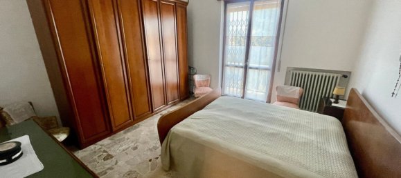 8-Zimmer Haus in Montemarzino, Italy, Nr. 170878 14