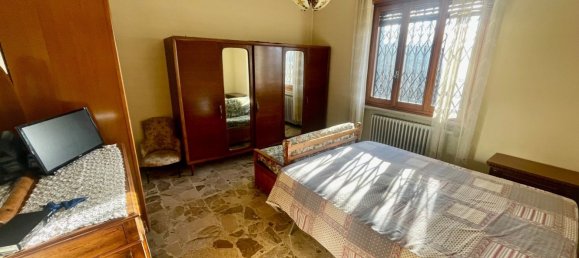 8-Zimmer Haus in Montemarzino, Italy, Nr. 170878 11