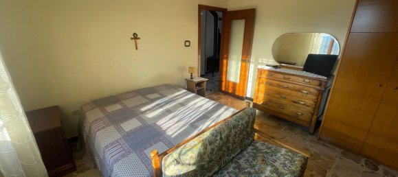 8-Zimmer Haus in Montemarzino, Italy, Nr. 170878 13
