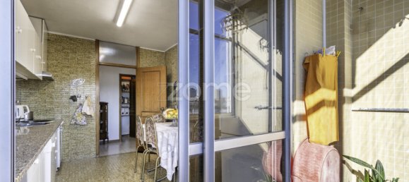 4 bedrooms Apartment in Porto, Portugal No. 95653 25