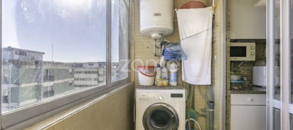 4 bedrooms Apartment in Porto, Portugal No. 95653 24