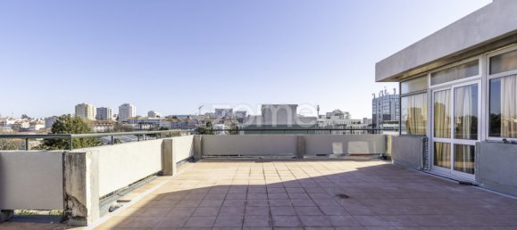 4 bedrooms Apartment in Porto, Portugal No. 95653 33