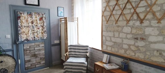 3 bedrooms Villa in Monceau-les-Leups, France No. 57850 5