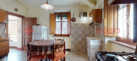 2 غرف نوم منزل في Barga, Italy رقم 233096 5