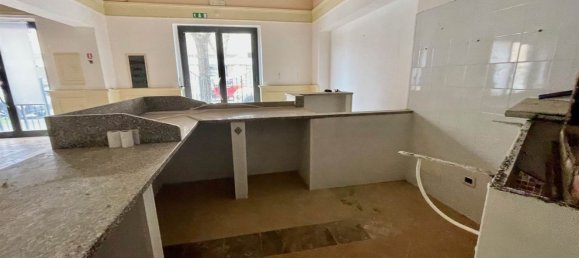 100m² Commercial property in Follonica, Italy No. 45147 11