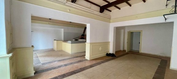 100m² Commercial property in Follonica, Italy No. 45147 18