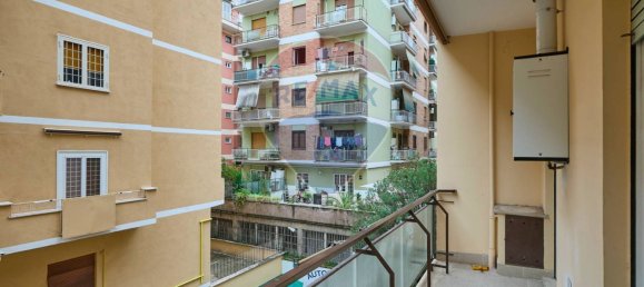 Apartamento T2 em Rome, Italy N.º 52978 32