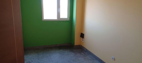 387m² Office in Zaratan, Spain No. 18152 16