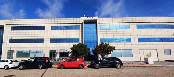 387m² Office in Zaratan, Spain No. 18152 3