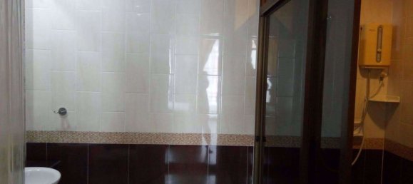 3 Schlafzimmer Haus in Wang Thonglang, Thailand, Nr. 9484 10