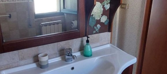 6 rooms House in Viareggio, Italy No. 50411 17