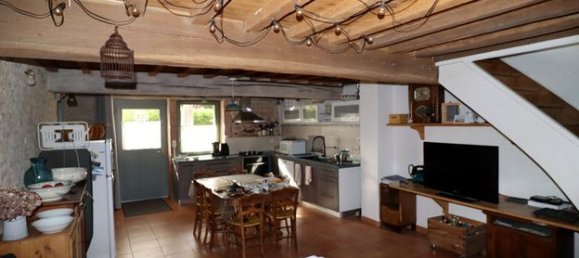 2 chambres Maison de ville à La Truchère, France No. 315343 3