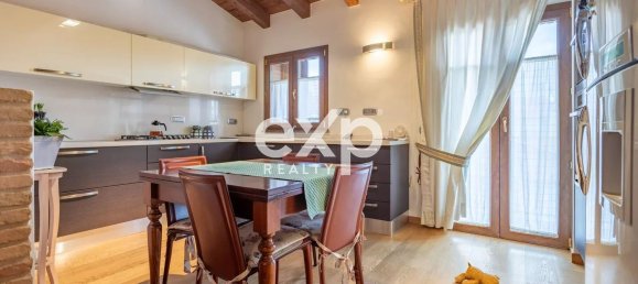 5 rooms Apartment in Colli al Metauro, Italy No. 289765 5