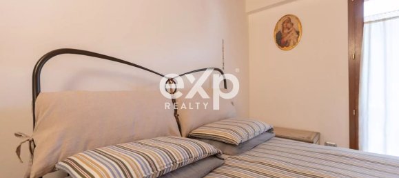 5 rooms Apartment in Colli al Metauro, Italy No. 289765 16