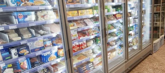 4-salle Propriété commerciale à Pontedera, Italy No. 24190 4