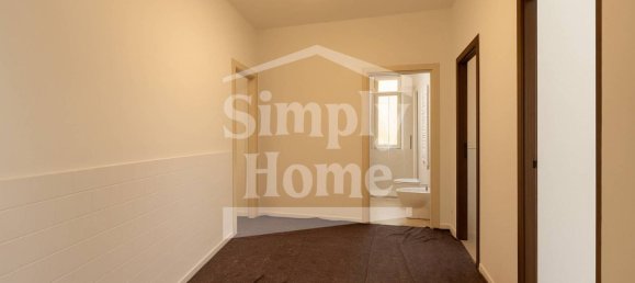 2 bedrooms Apartment in Turin, Italy No. 274812 13