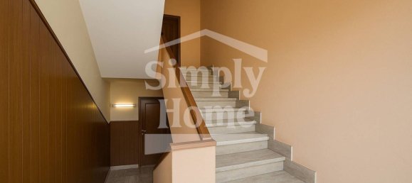 2 bedrooms Apartment in Turin, Italy No. 274812 21