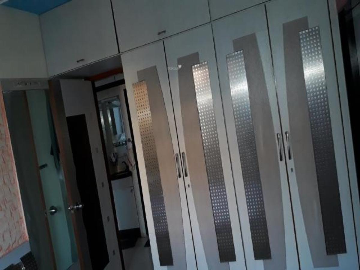 2 bedrooms House in Mumbai, India No. 12536