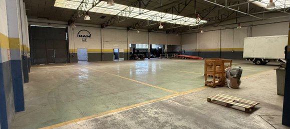 Склад 4000м² в Логроньо, Испания № 162910 10