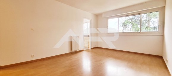 2 bedrooms Apartment in Chatou, France No. 174771 2