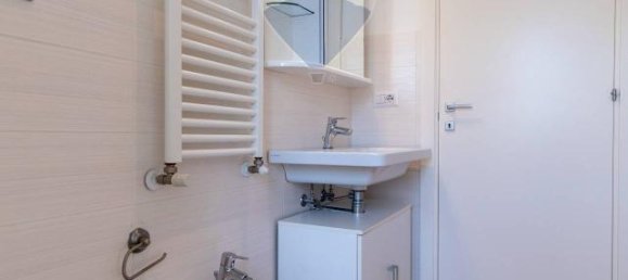 Apartamento de 3 divisões em Jesi, Italy N.º 14698 10