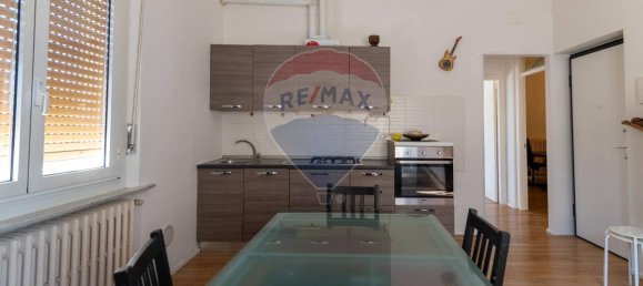 Apartamento de 3 divisões em Jesi, Italy N.º 14698 2