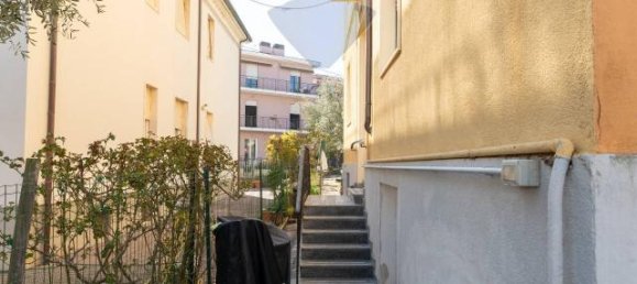 Apartamento de 3 divisões em Jesi, Italy N.º 14698 16