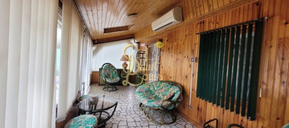 2 bedrooms House in Tavant, France No. 74350 11