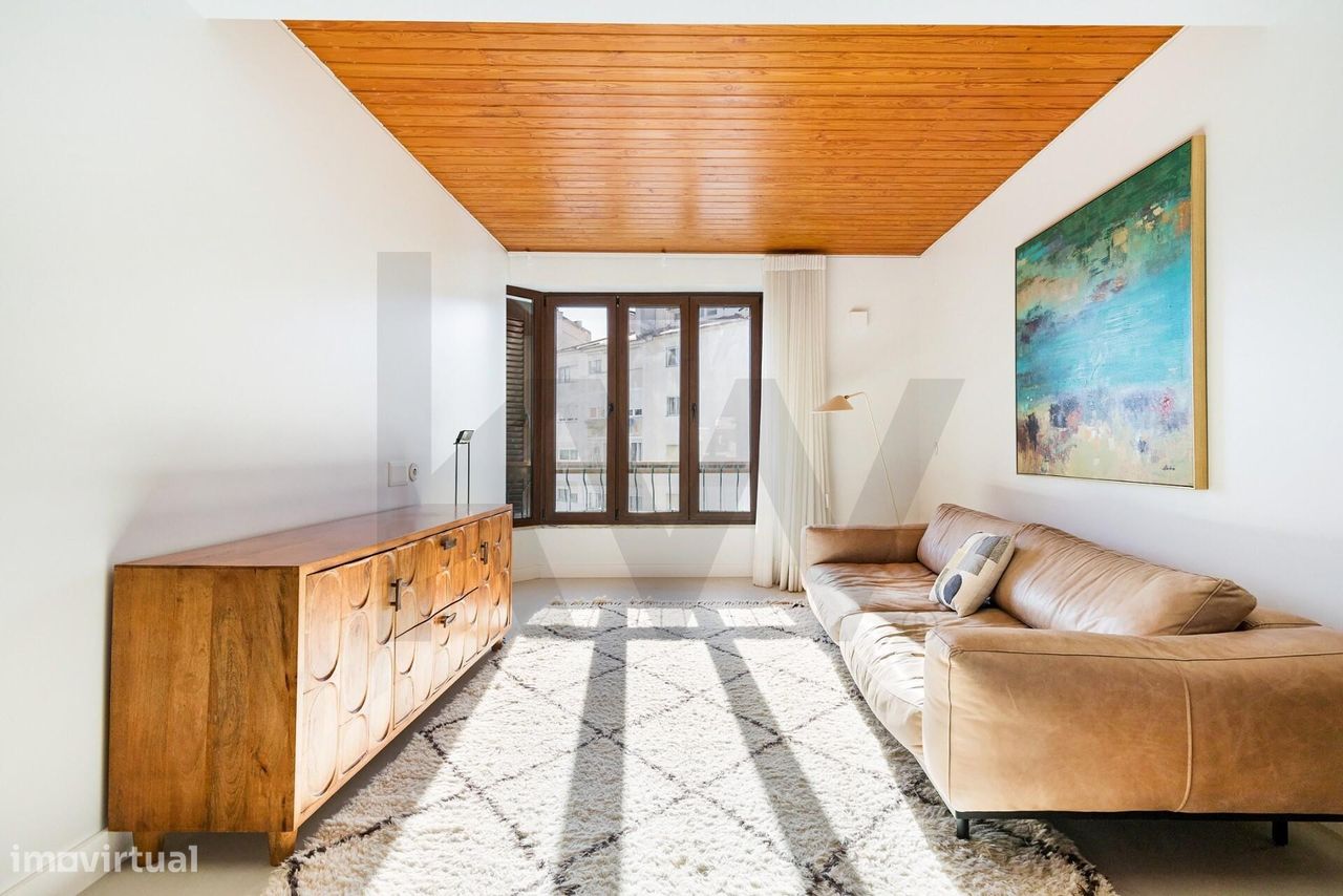 2 bedrooms Apartment in Cascais, Portugal No. 103048