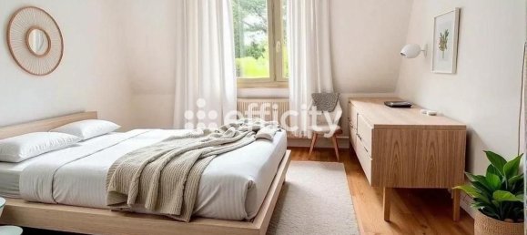 5 bedrooms House in Nantes, France No. 339882 11