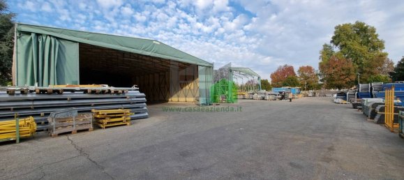 2غرفة مستودع في Pessano con Bornago, Italy رقم 81060 7