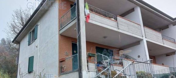 6 bedrooms Apartment in Verucchio, Italy No. 181242 5